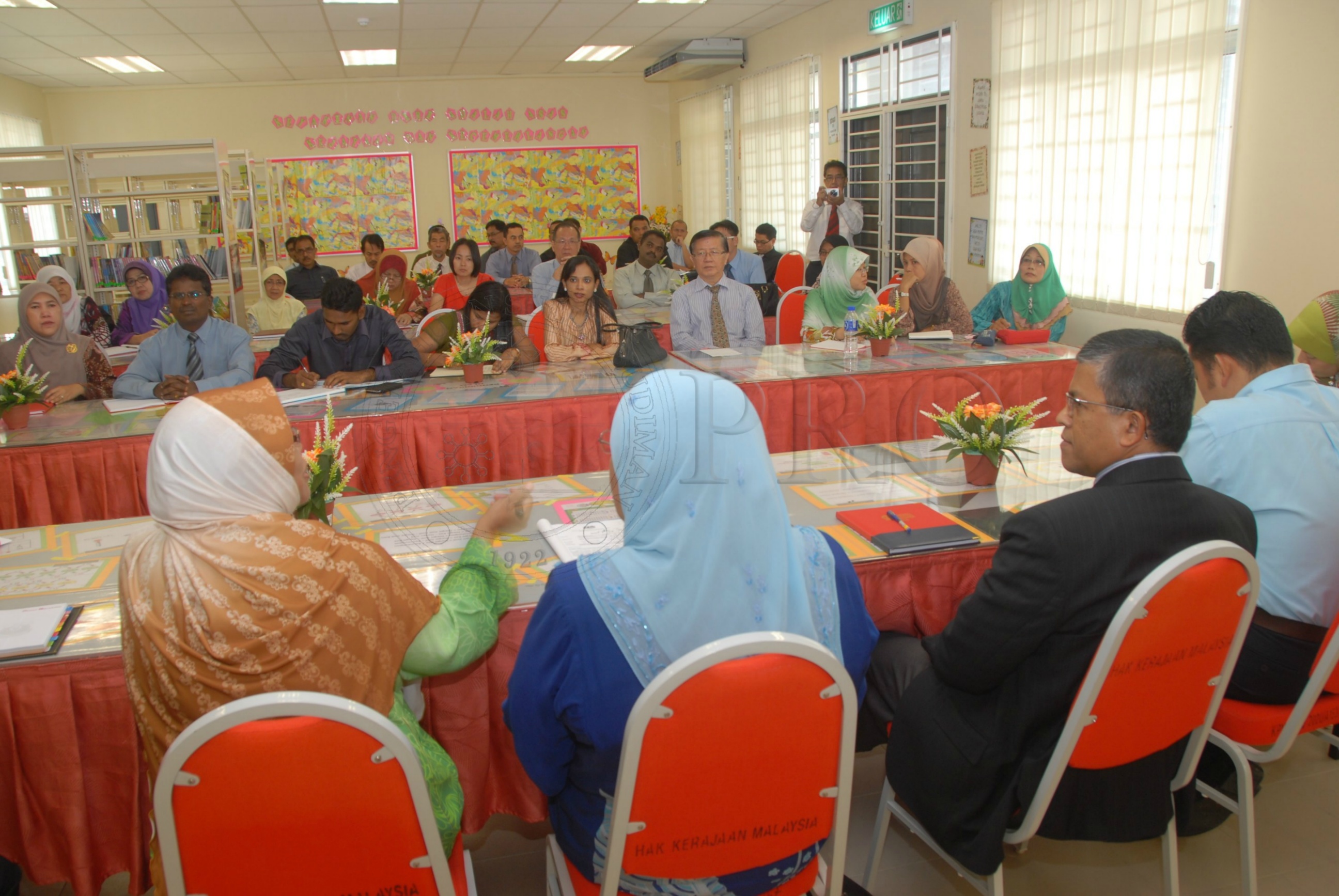 PRO 14 01 SEKOLAH FBA 8040